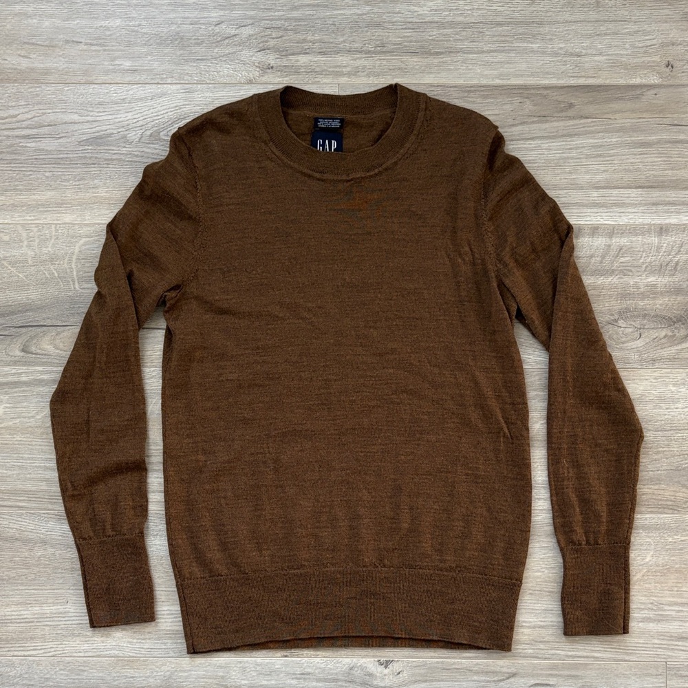 GAP Merino Crewneck Sweater